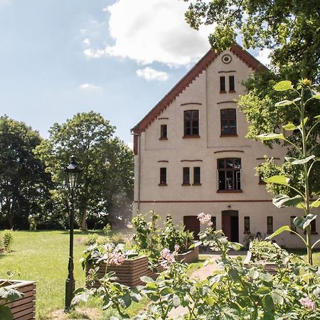 Apartamento Gutshaus Zarchlin Barkhagen Exterior foto